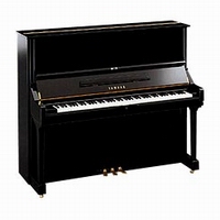 picture of Yamaha U3 upright piano