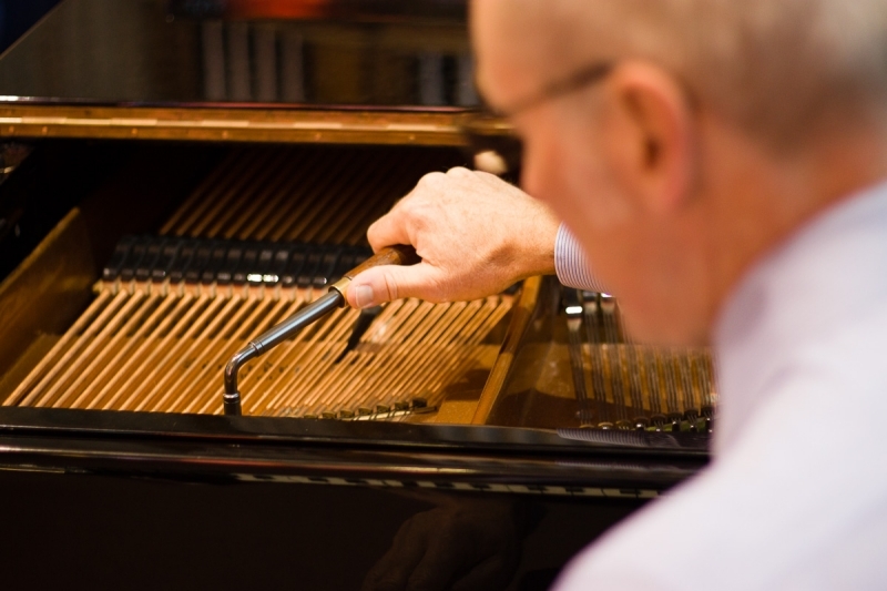 Piano tuning by Paul Fox - Sheffield, Derbyshire, Nottingham Piano Tuner